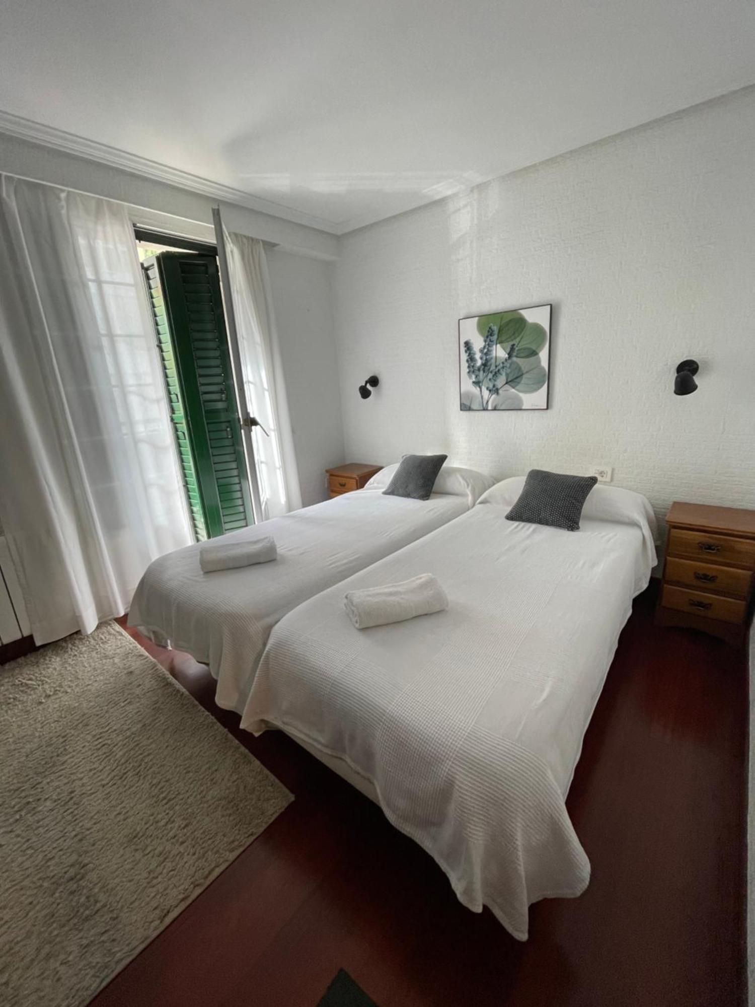 Carmen 7 Apartment Eibar Bagian luar foto